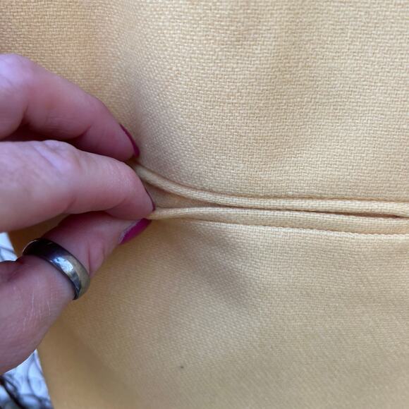 Savanna Banana Yellow volup 100% wool single button boxy blazer - Picture 6 of 7